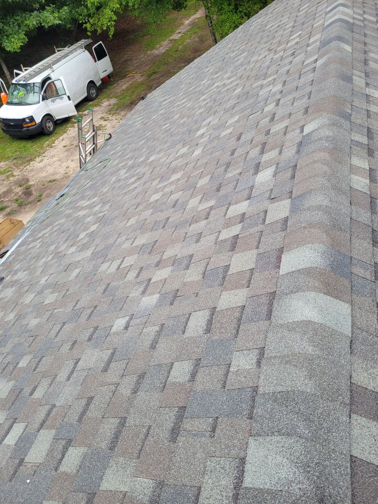 B & H Roofing, LLC business image